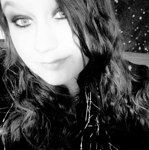 Meet your Posher, Cassie